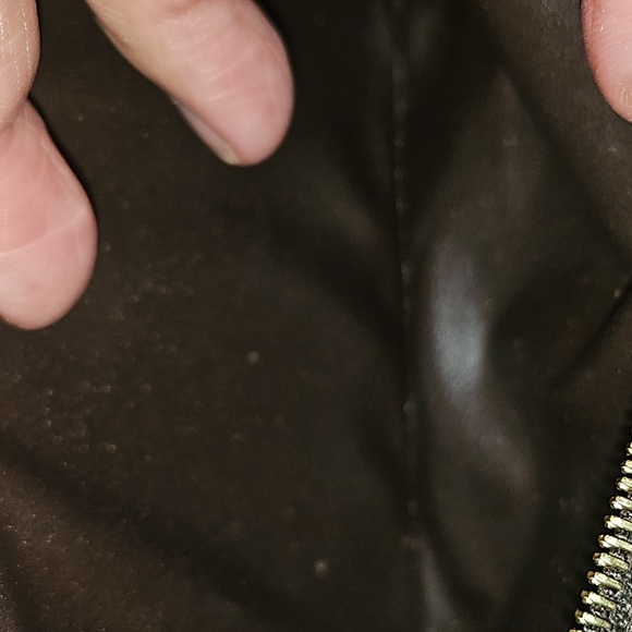 Louis Vuitton checkbook wallet - Picture 7 of 9